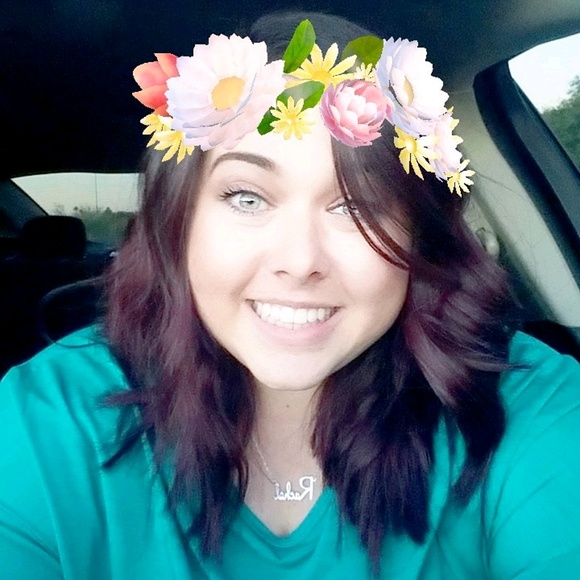 Meet your Posher, Rachel - Picture 1 of 1